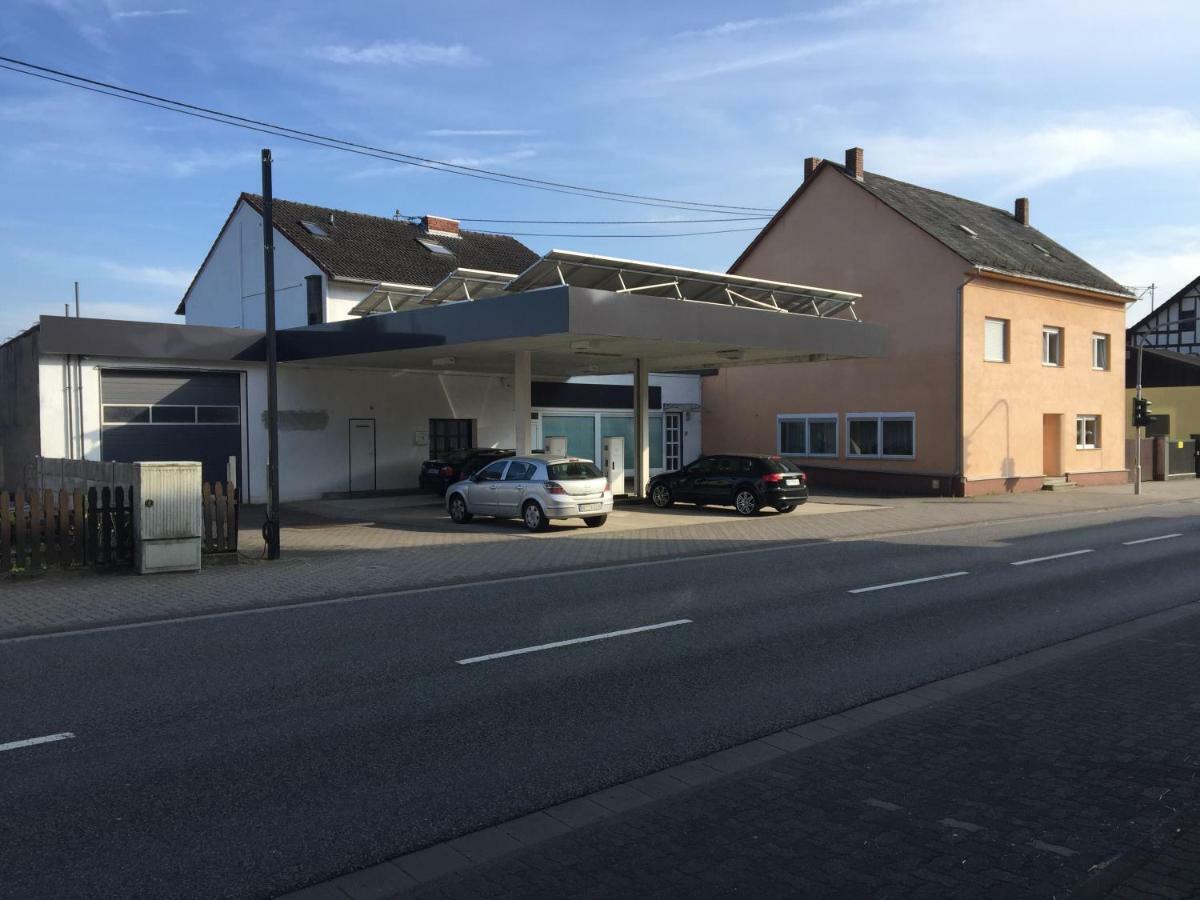 Alte Tankstelle Διαμέρισμα Strassenhaus Εξωτερικό φωτογραφία