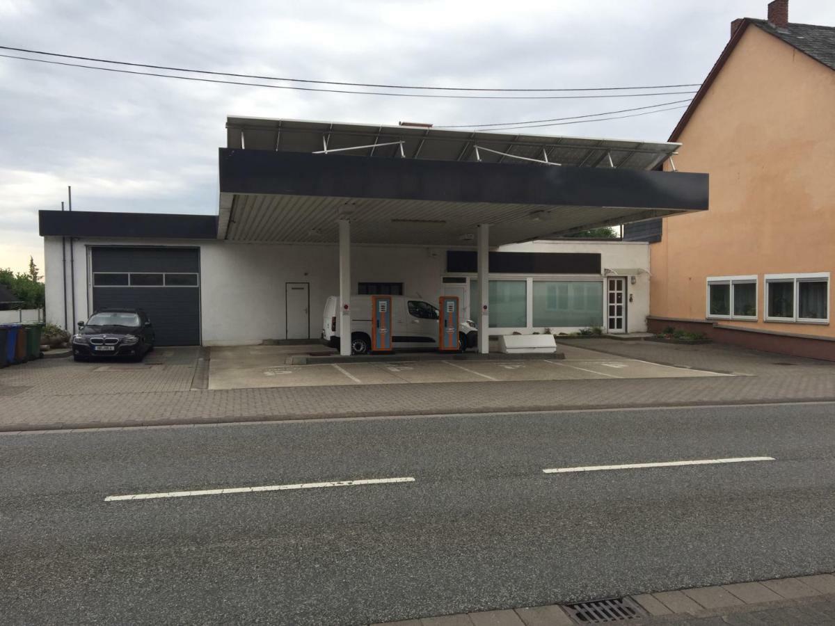 Alte Tankstelle Διαμέρισμα Strassenhaus Εξωτερικό φωτογραφία